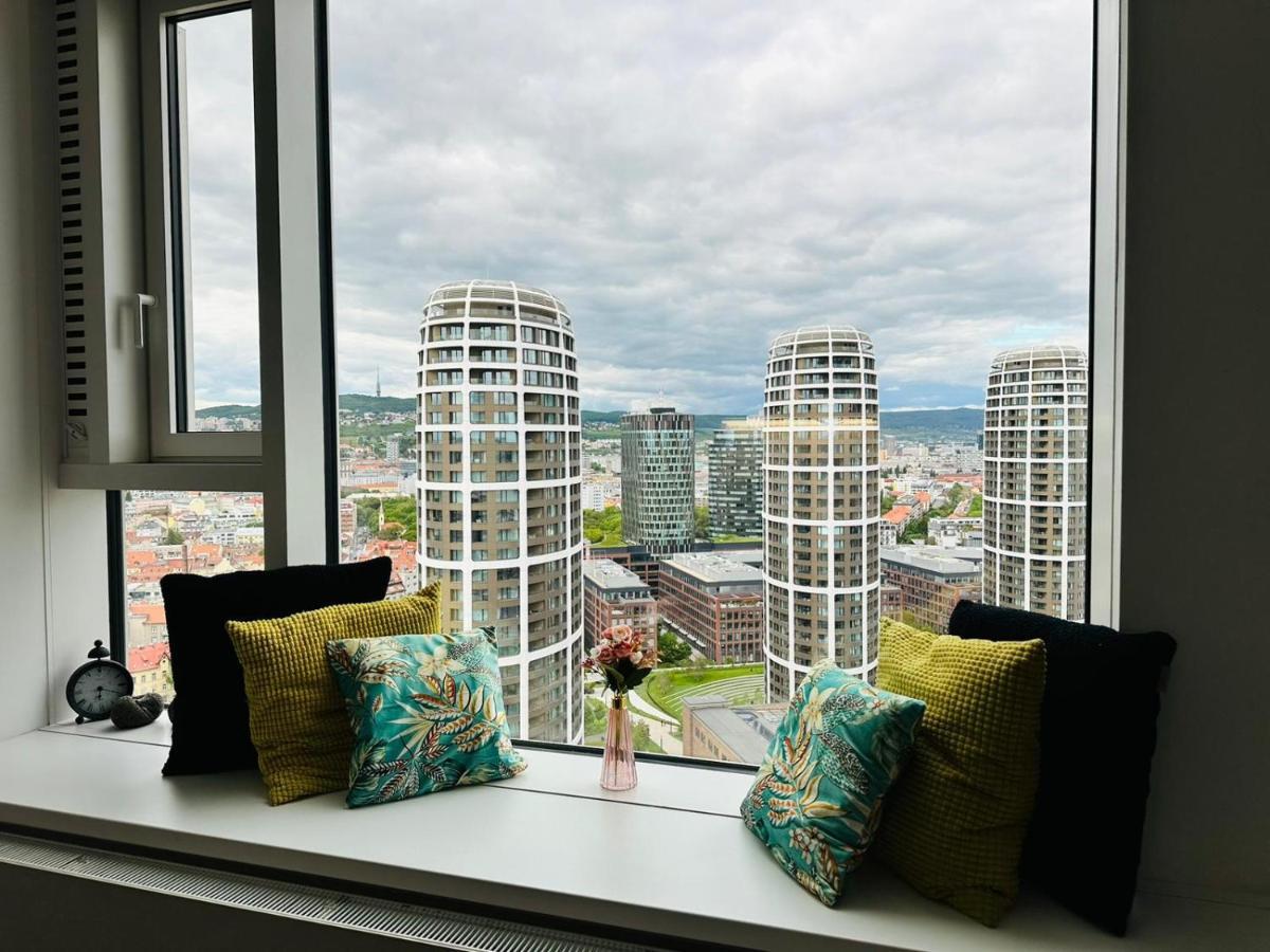 Apartmán In Panorama On 25th Floor - Amazing View Close To Old Town Bratislava