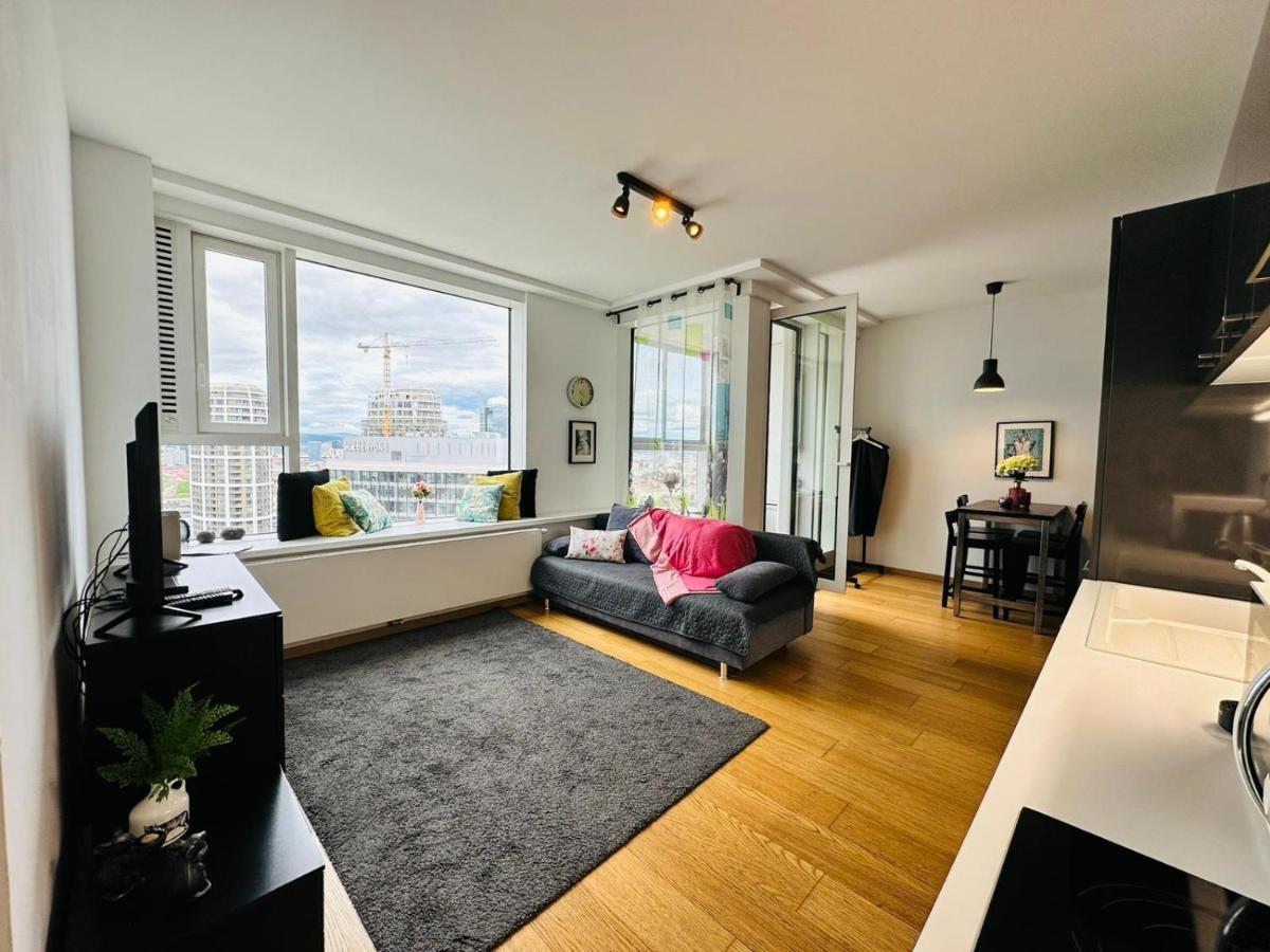 In Panorama On 25th Floor - Amazing View Close To Old Town Appartamento *
